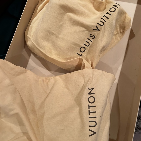 Louis Vuitton size 39 suede boots with a heel - Picture 2 of 6